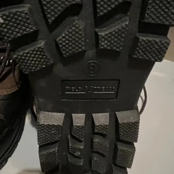 Men brown and black boots - Picture 4 of 5